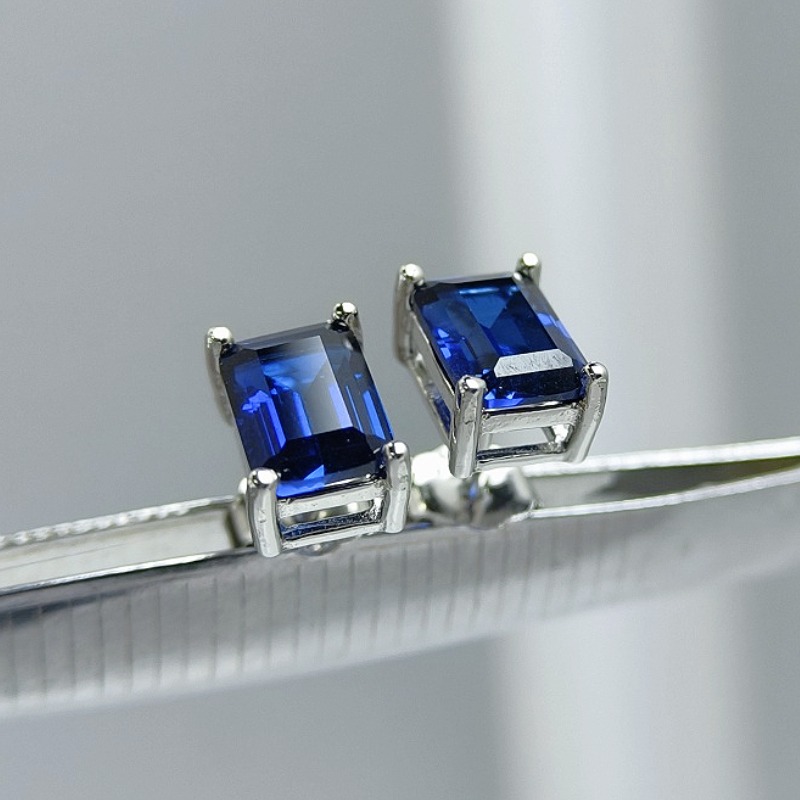 Women's Luxurious 925 Silver Artificial Gemstones Earrings